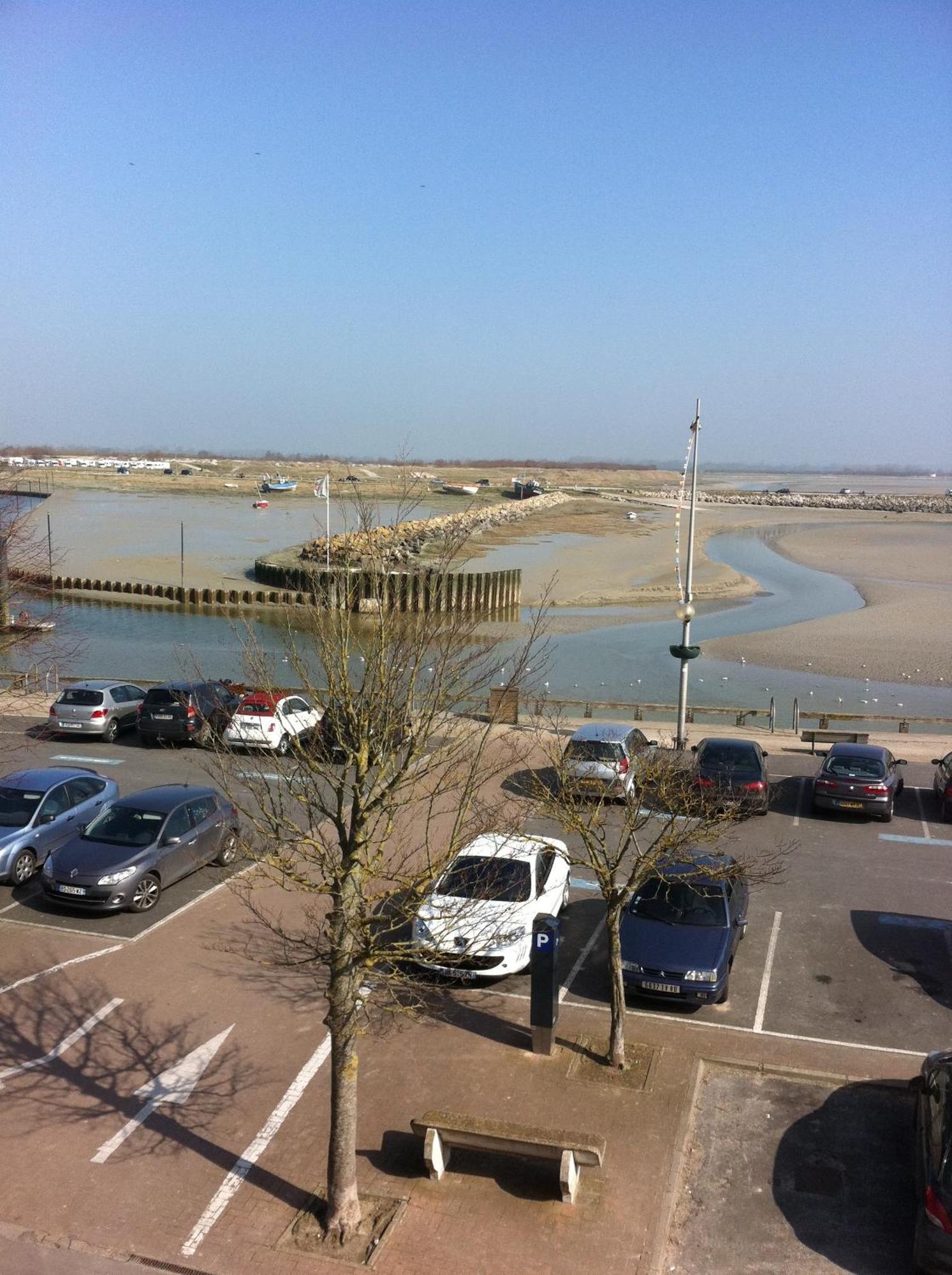 Logis - Hotel De La Baie De Somme Le Crotoy Exteriör bild