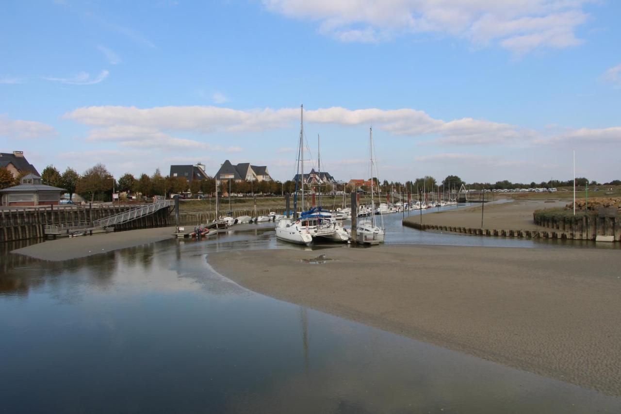 Logis - Hotel De La Baie De Somme Le Crotoy Exteriör bild